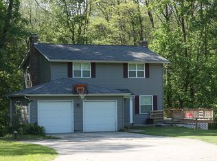 9981 Bend Dr, Jenison, MI 49428