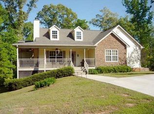 3428 Phoenix Cove Dr, Gainesville, GA 30506