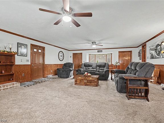 4th image of 6645 Summit Dr