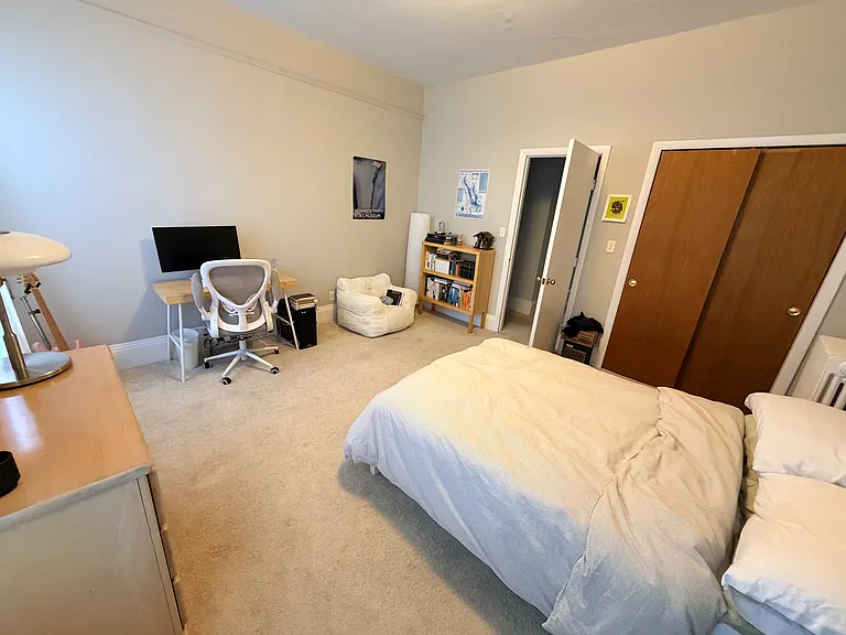 29 Longwood Ave #3 — Photo 6