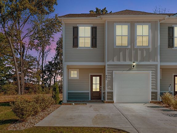 2nd image of 801 Big Bend Ct