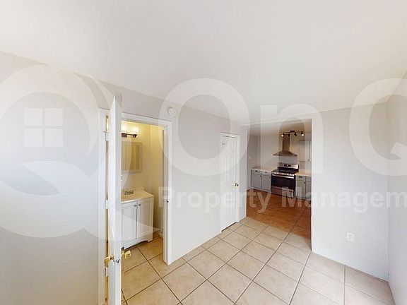 4th image of 1548 W McKinley St #2
