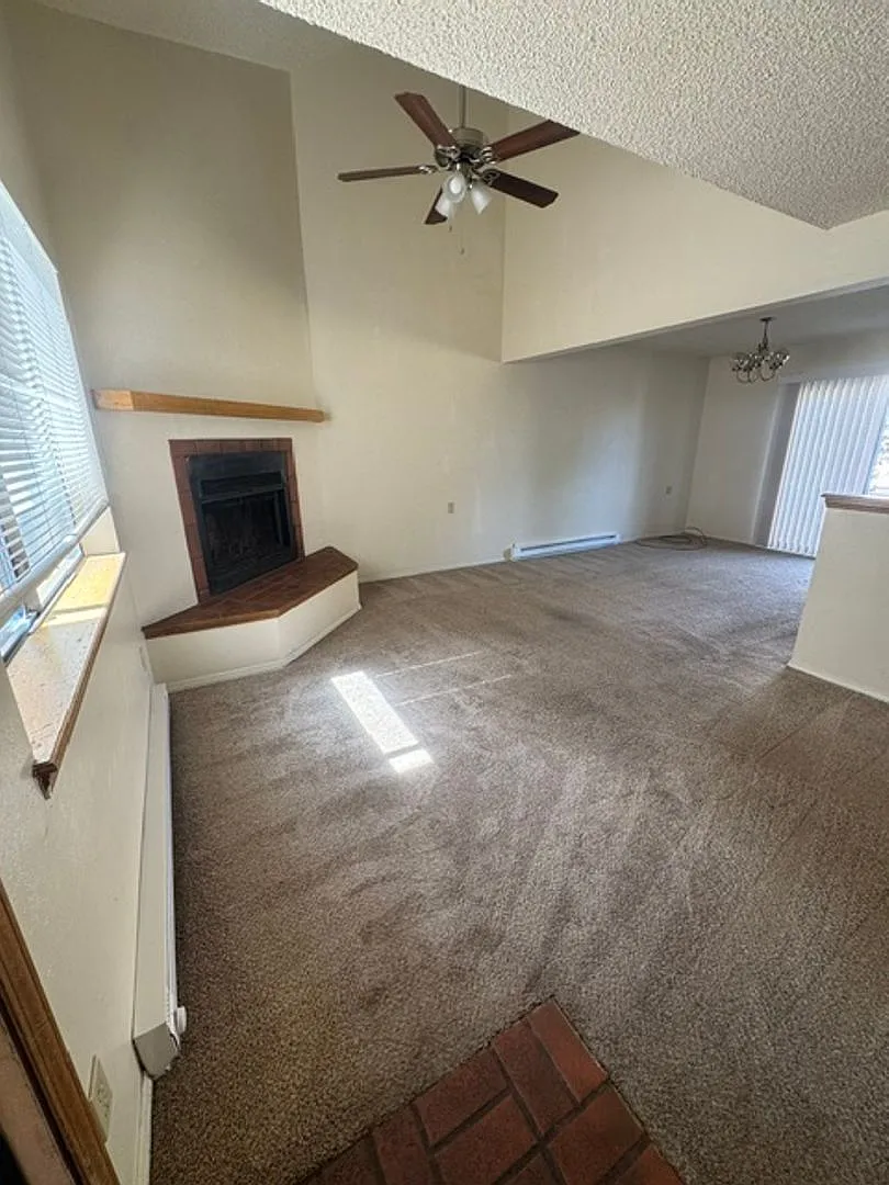 2 Bedroom Townhome with a fireplace — Photo 2