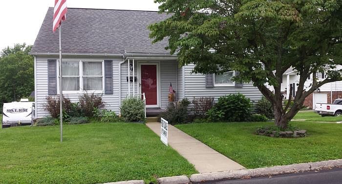 1st image of 2712 25th St