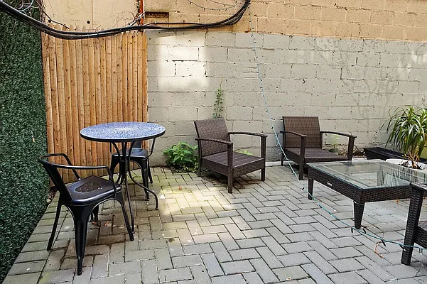 Rented by Compass | media 12