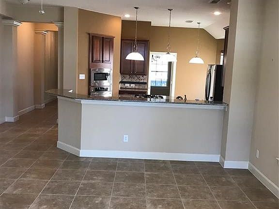 3rd image of 9510 Sapphire Hill Ln