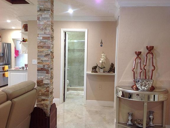 4th image of 1216 Loxahatchee Dr #1