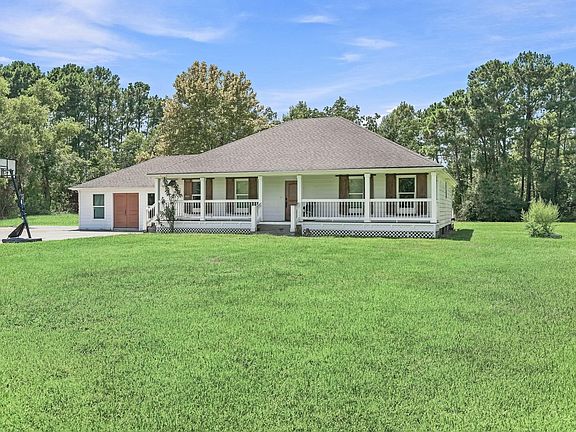 3rd image of 2904 Garrison Ln