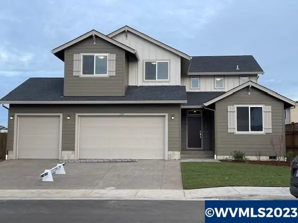 1334 Echo Valley Dr, Junction City, OR 97448