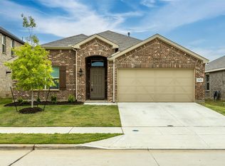 4400 Hiddenite Rd, Aubrey, TX 76227