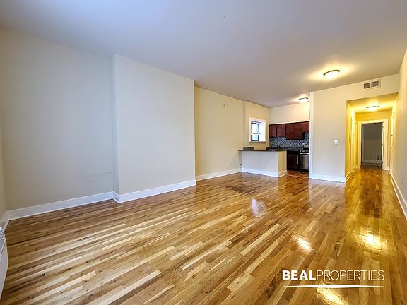 3rd image of 1425 N Dearborn St #_c4
