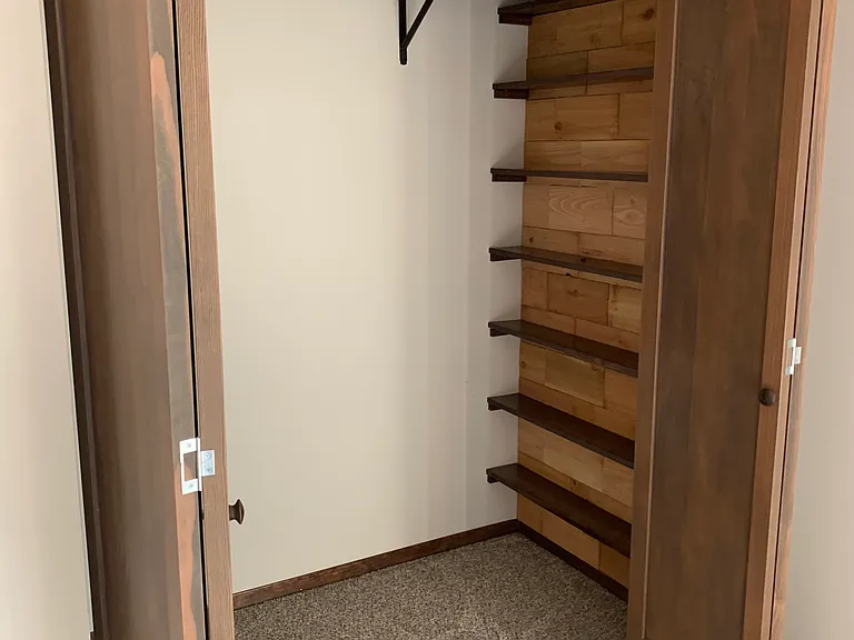 334 Alpenglow Dr — Photo 11