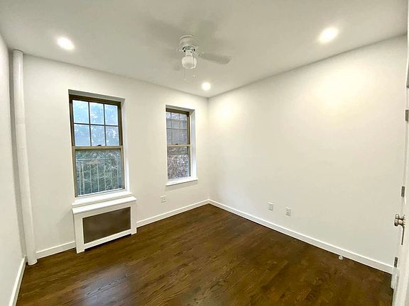 3rd image of 1 Bank St #3B