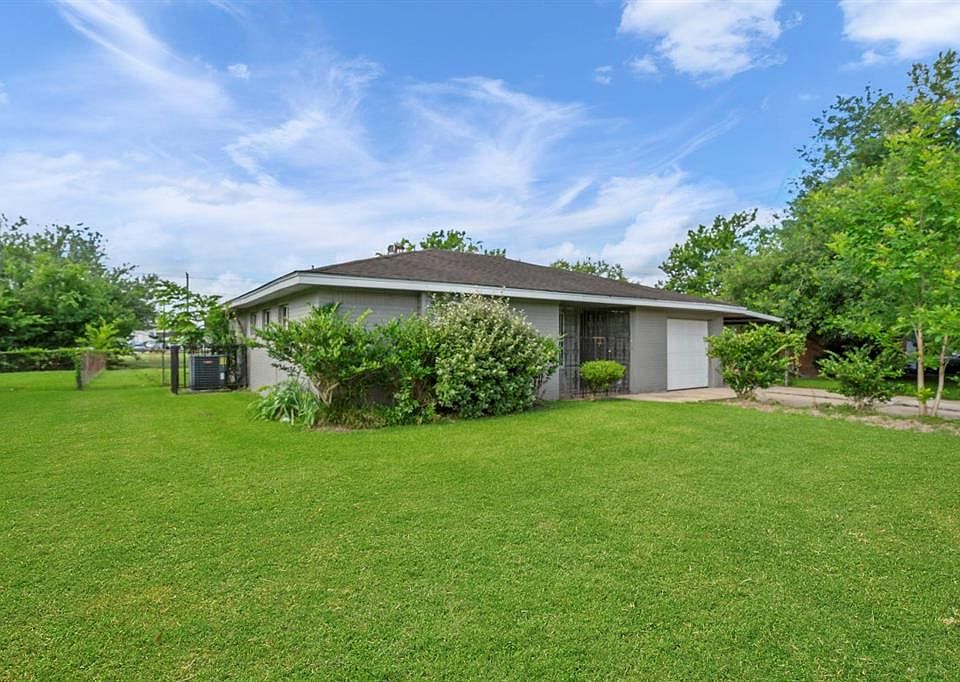 1st image of 4211 Boynton Dr
