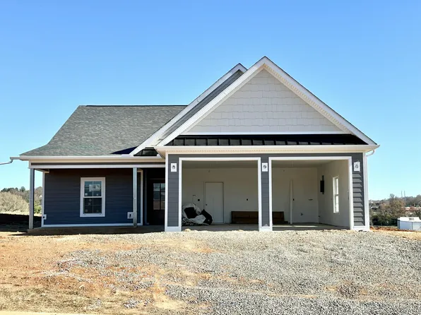 2444 Sandstone Dr, Morristown, TN 37814