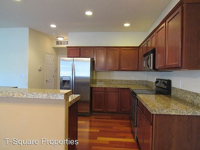 1st image of 14155 Deerfield Dr SE