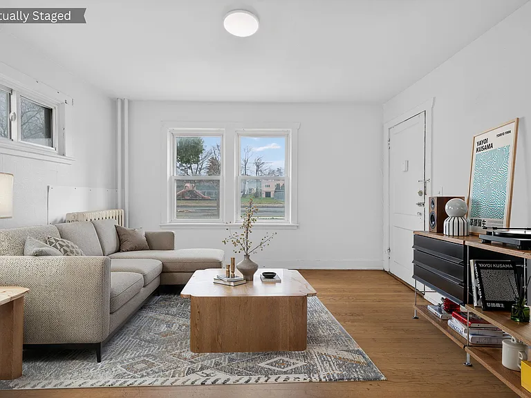 Campus View Apartments — Photo 19