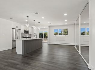 8 Gale Drive, North Woodmere, NY 11581