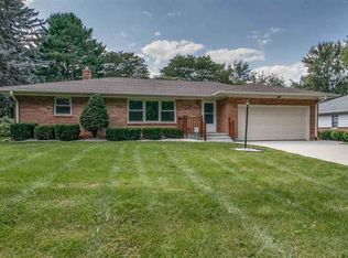 2112 Delcy Dr, Rockford, IL 61107