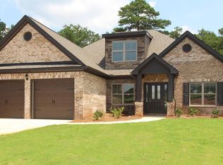 3320 Alhambra Cir, Hampton, GA 30228