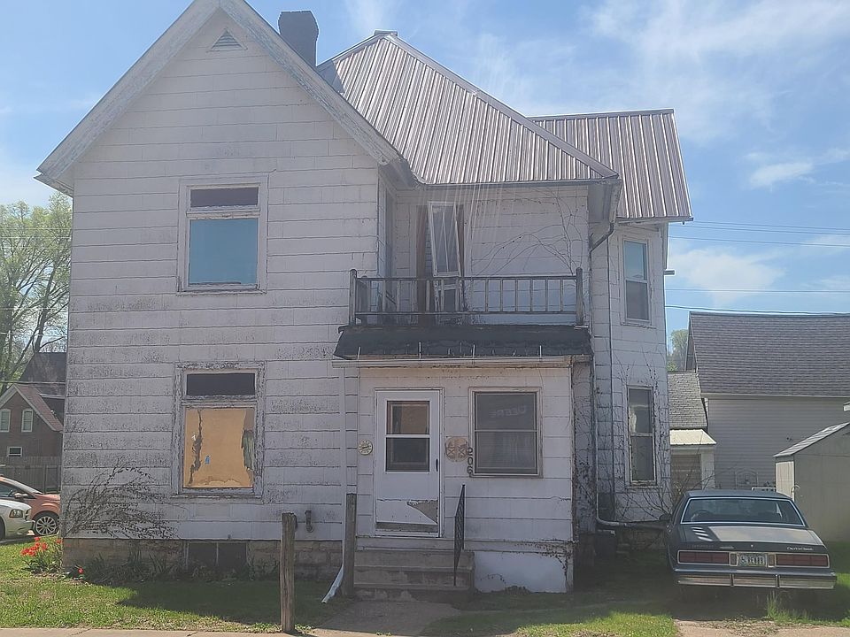 1st image of 204 S River Park Dr