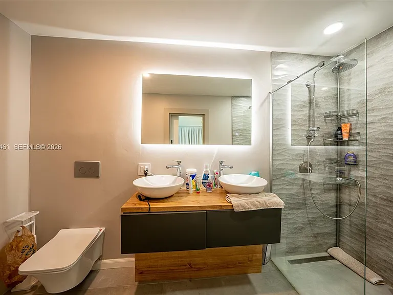 1221 W Camino Real — Photo 12