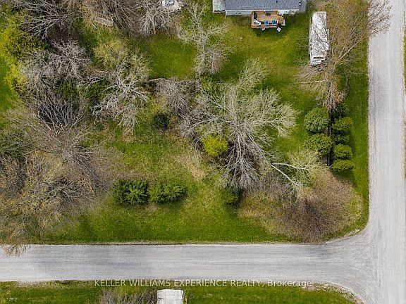 4th image of 6 Slemish Ave