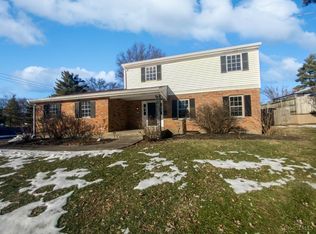 1060 W Galbraith Rd, Cincinnati, OH 45231