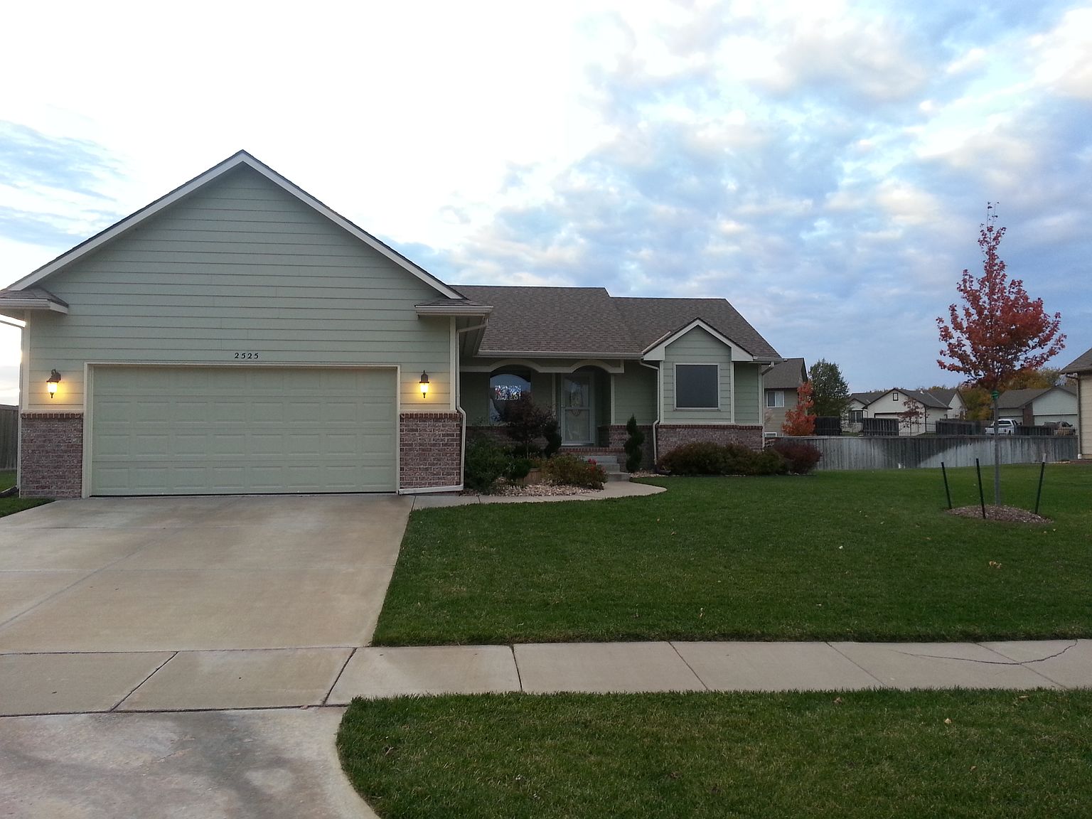 2525 N Woodridge St, Wichita, KS 67226 Zillow