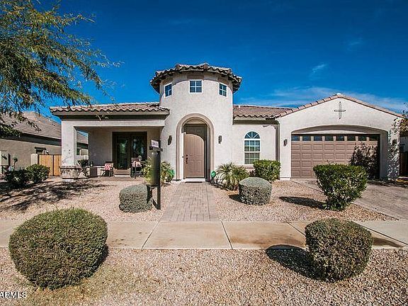 5th image of 22412 E Pecan Ln