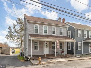 110 Schoolhouse Rd, Palmyra, PA 17078