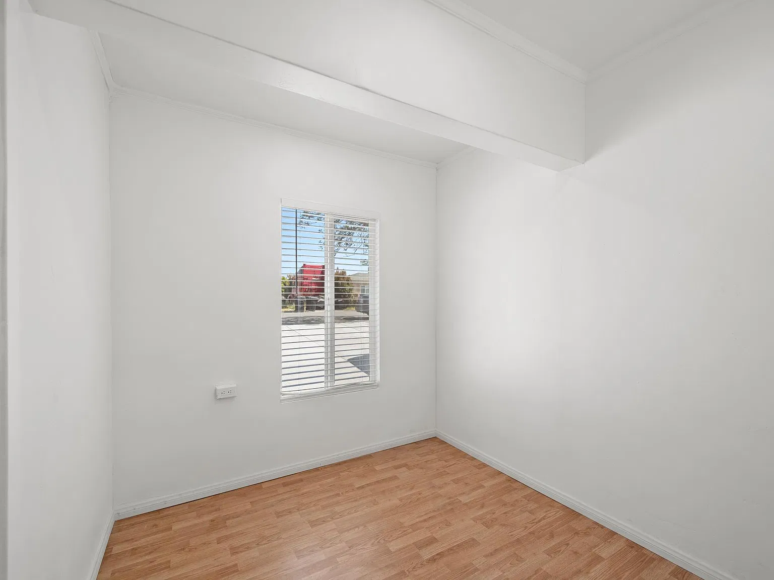 5742 Cumberland St — Photo 1