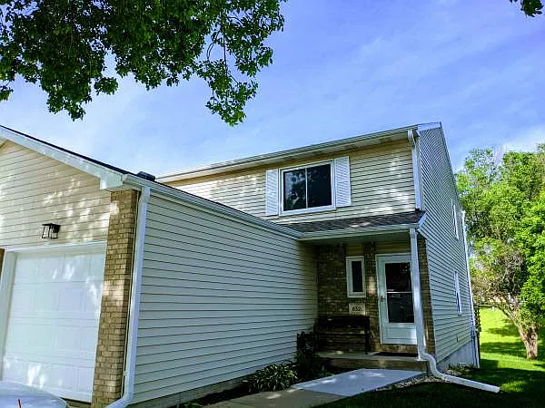 6321 Benjamin Pl