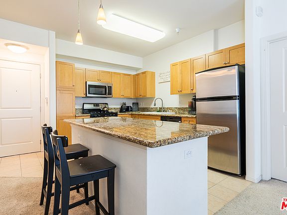 3rd image of 100 S Alameda St Unit 205