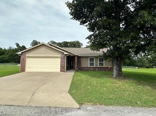 35948 Highland Dr, Vinita, OK 74301