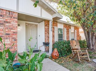 7320 Bristlecone Ct, Fort Worth, TX 76137