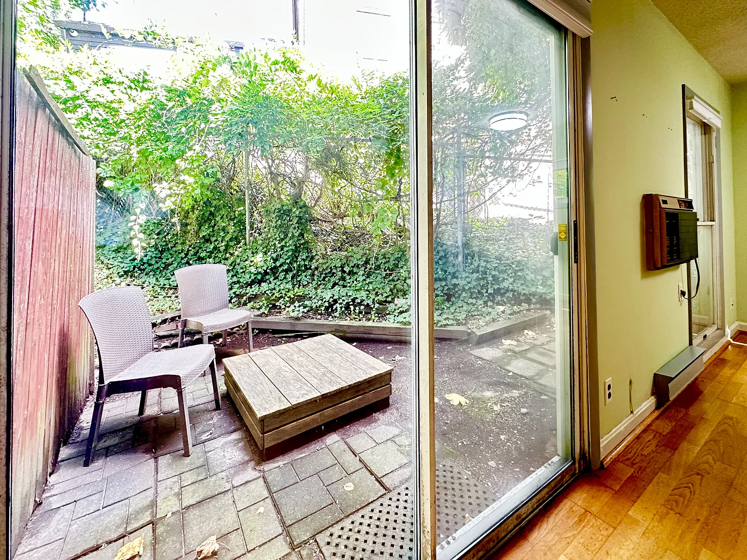 1 bed, 700 sqft, $1,900 — Photo 2