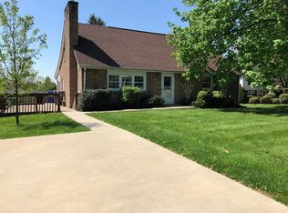 103 W North Ave, Mars, PA 16046