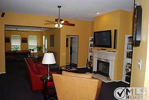 5th image of 3713 Calvert Ln