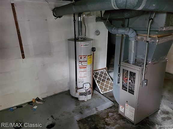 4th image of 4120 Buckingham Ave