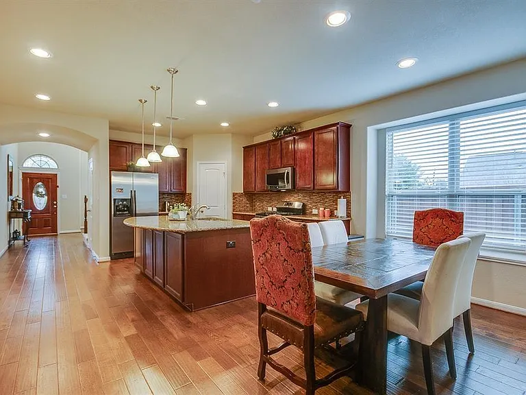 17503 Fechser Ln — Photo 11