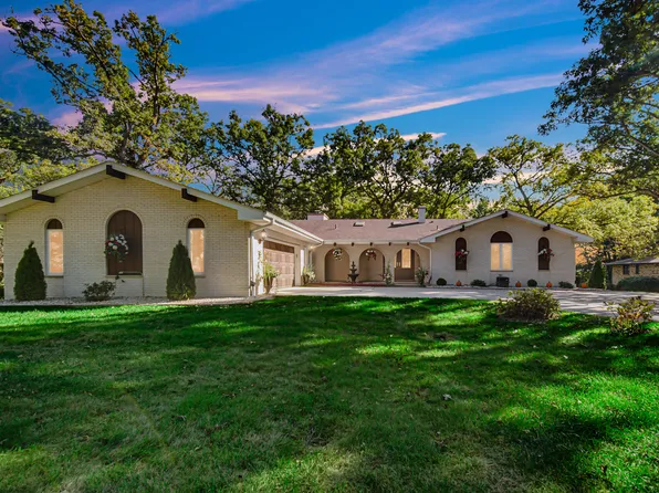 5963 W 91st Ave, Crown Point, IN 46307