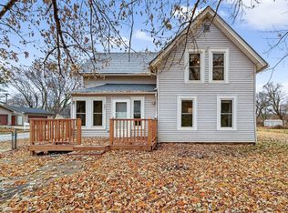 301 Sycamore St, Cambridge, IA 50046