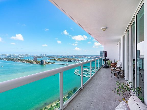 2nd image of 1800 N Bayshore Dr APT 3509
