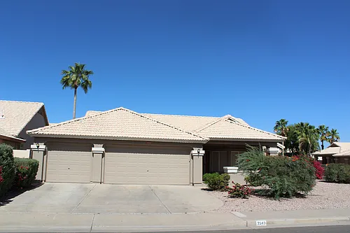 2543 S Essex Photo 1