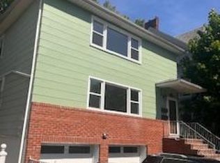 252 N 6th St, Newark, NJ 07107