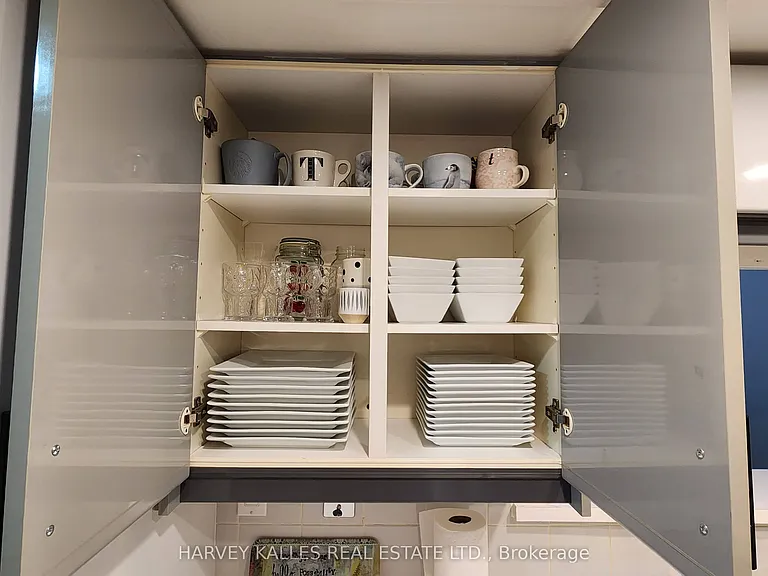 7 Broadway Ave #211 — Photo 10