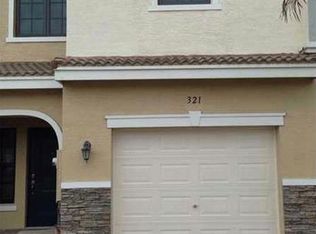 300 NE 194th Ln, North Miami Beach, FL 33179