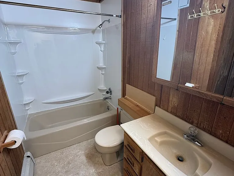 524 N Klevin St — Photo 10