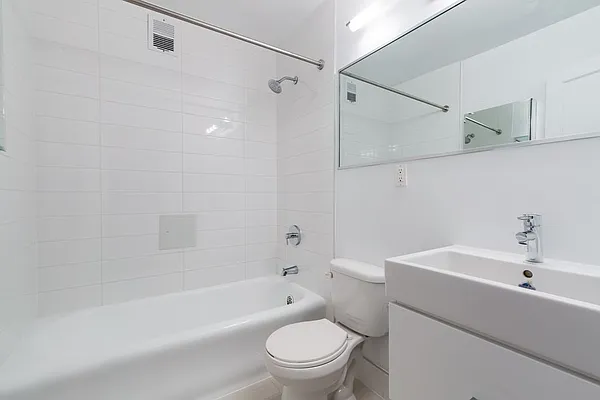 Rented by Stonehenge NYC LLC | media 5